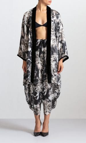 SHWETAMBARI JAIPUR ROBE SHORT | Designer Robes & Luxury Silk Robes
