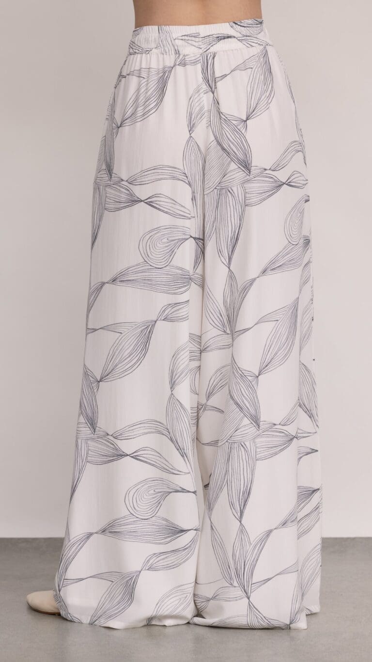 Shwetambari Shop Printed Pants